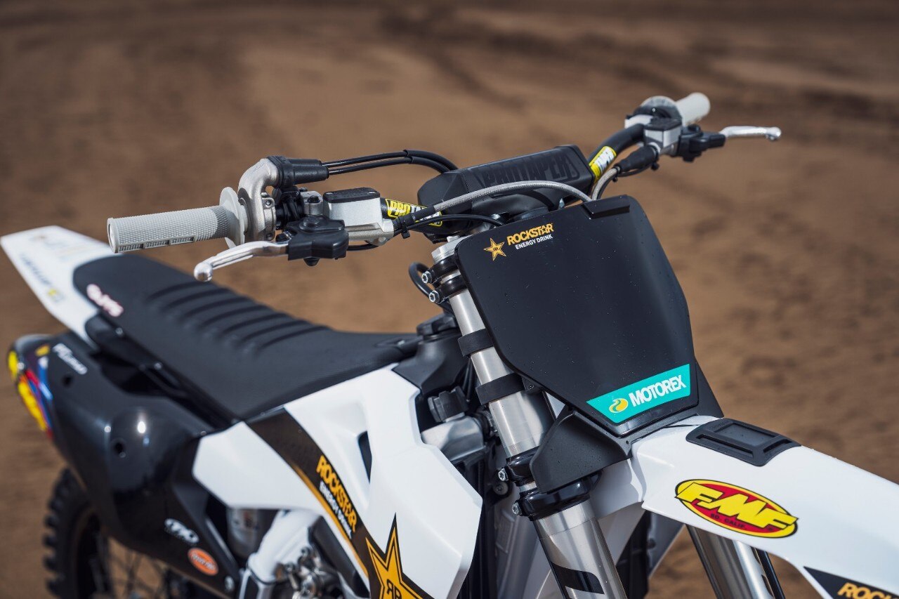 Husqvarna presenta le nuove FC 250 e FC 450 Rockstar Edition 2024 